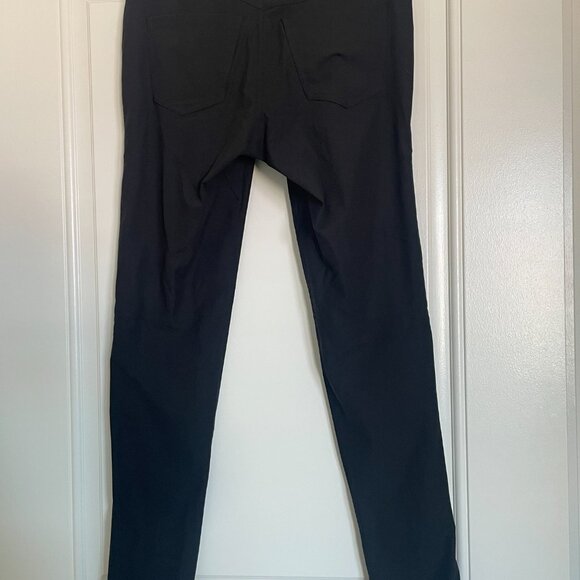 Lululemon Men ABC Pant Slim Size 28, Inseam 30”, Black - Picture 4 of 7